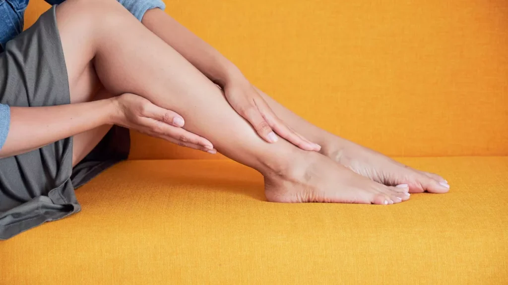 Comment soulager les jambes lourdes | CBD LOVELY Paris